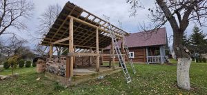 Nebeilgai skylėta bus.